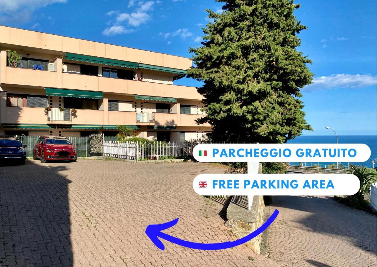 Free Parking-Sea View, With Pool & Garden Apartment Сан Ремо Екстериор снимка